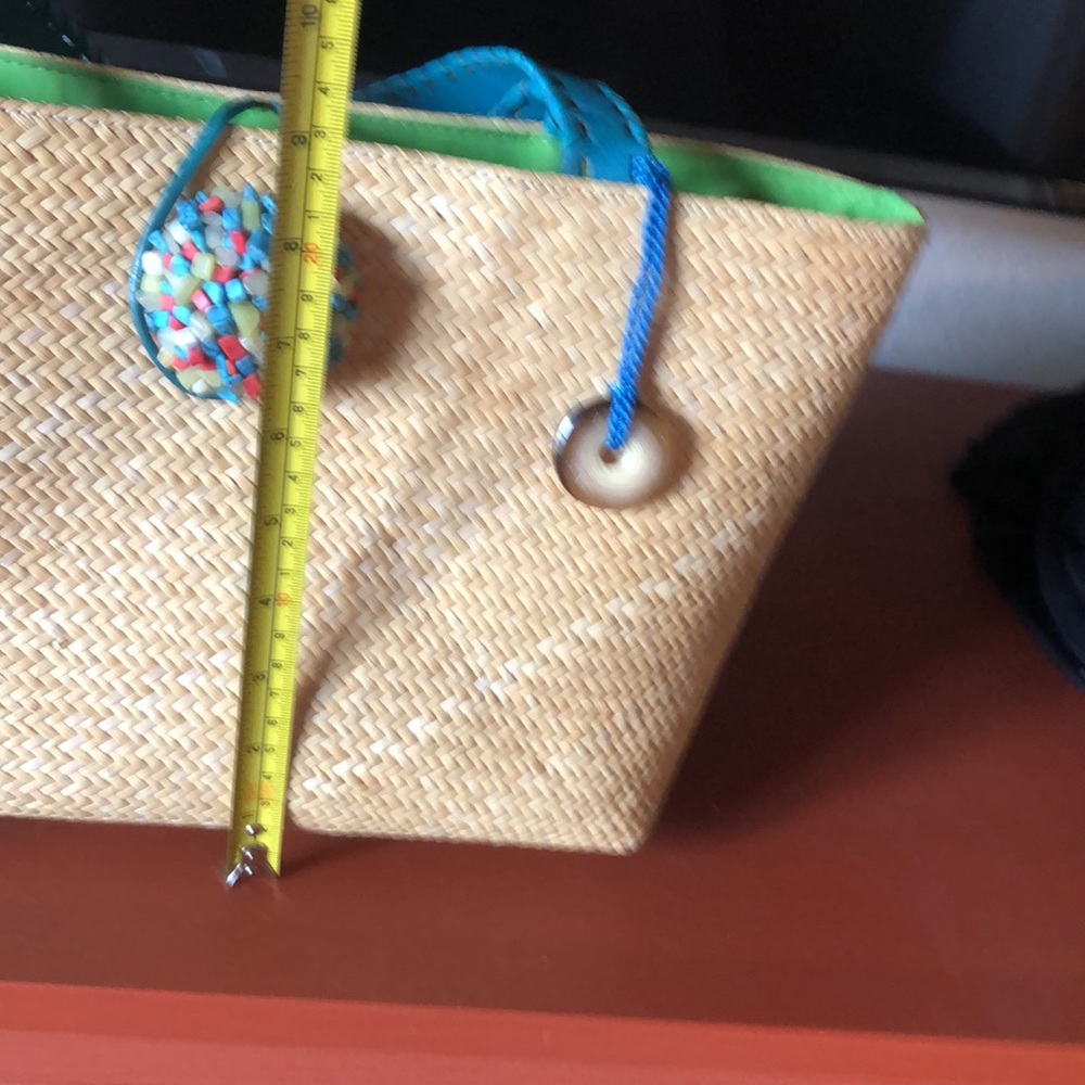 Beautiful Spring purse - Picture 10 of 13